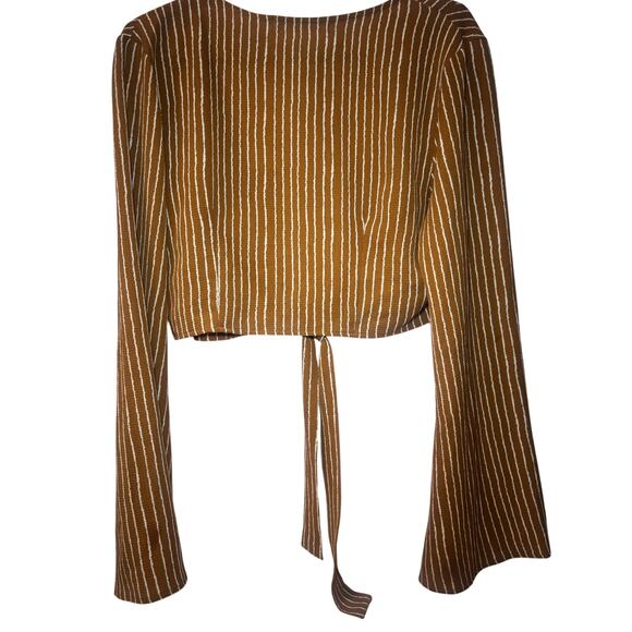 OOTD Fash 70s Inspired Bell Sleeve Brown & White Striped Top Size Medium - Picture 2 of 3